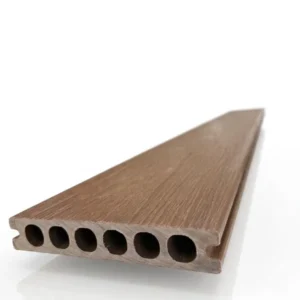דק סינטטי פרימיום – דגם טכנו טיק (Premium WPC Decking – Techno Teak)