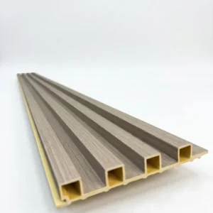 סרגל אלון מעושן (WPC Fluted Panel – Smoked Oak)